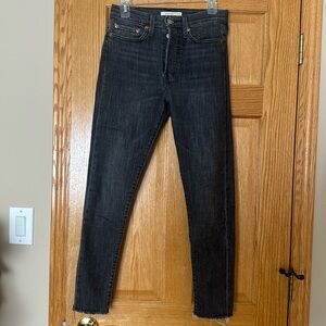 Like new Levi jeans